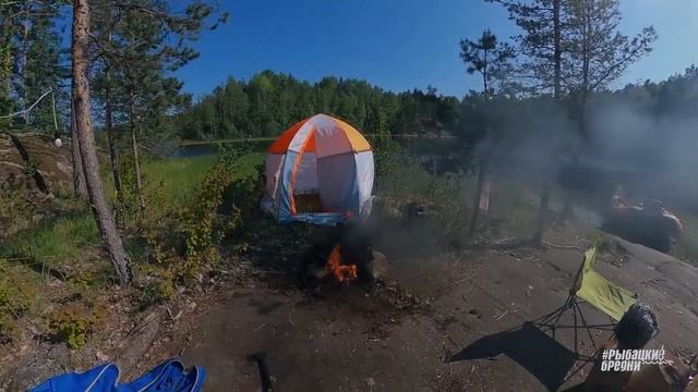 РЫБАЛКА С КОМФОРТОМ В КАРЕЛИИ! Жизнь в лесу в большой палатке с печкой!