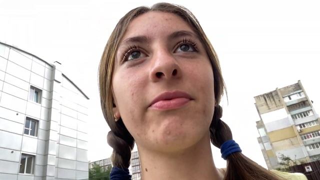 ВЛОГ. Кушаю бургер.Шопинг.В гости к подруге.Ливень? смотреть онлайн