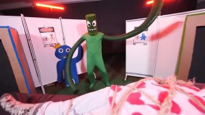 О Боже! Что внутри у РАДУЖНЫХ ДРУЗЕЙ ?