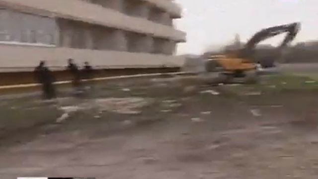 Снос самостроя с проданными квартирами в Краснодаре. Видео с 9 канала смотреть онлайн