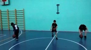 Урок физкультуры 3 класс