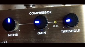 Fender Downtown Express basszusgitár padló multieffekt
