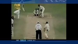 Top 5 Most Weirdest Bowling Actions in Cricket "360 Degree"