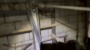 Довели мостовой кран до пред аварийного состояния.