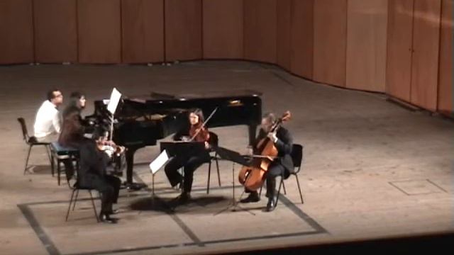 L. V. Beethoven Piano Quartet Op.16 (3) rondo смотреть онлайн