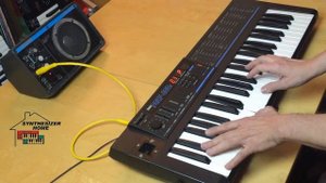 KORG POLY-800 II (1986)