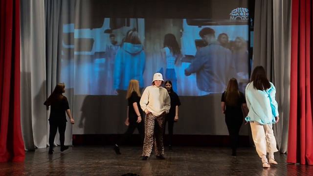 Битва клипов