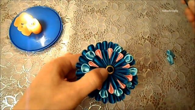 Как пользоваться клеевым пистолетом? Handmade. Flower. Многослойный цветок. смотреть онлайн