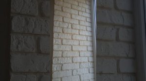 Откосы из гипсового камня . Укладка гипсового камня .