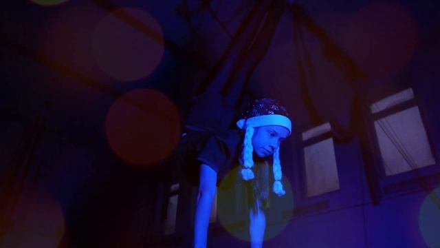 Весёлая тренировка в праздник – «Нового года» и «Христова Рождества! смотреть онлайн