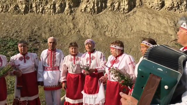 Народный ансамбль "Зоренька"-Село родное