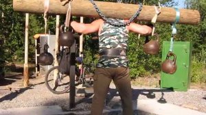 Приседания с бревном...