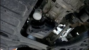 Замена масла в двигателе и фильтров на Киа Рио 2017 года Kia Rio 1,4 2017
