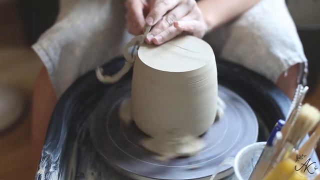Изготовление чайника на гончарном круге смотреть онлайн