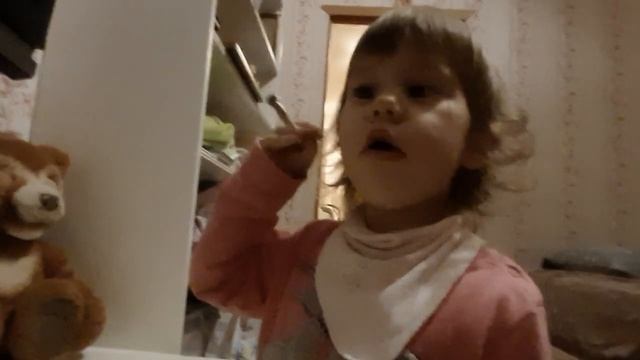 Ребёнок и весёлая история про то, как Маша искала занятие. смотреть онлайн