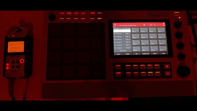 Akai MPC Live II Retro Edition // Epic Cinematic Industrial Song смотреть онлайн