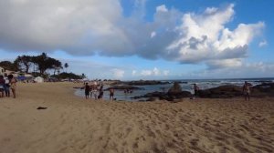 Brazil, walking in Itapua beach, Salvador, state of Bahia [4k]