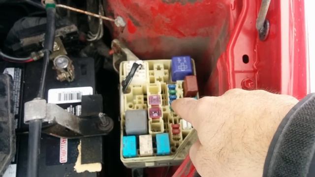 Fix for 2004 Toyota Echo battery connected in wrong way vid:247-009 смотреть онлайн