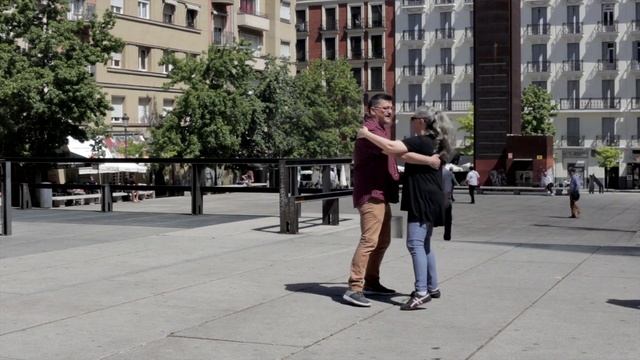 Cómo bailar foxtrot - Batalla de bailes San Isidro 2017 смотреть онлайн