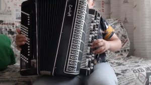 Мобильник на баяне (бумер)