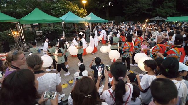 4K・ Парк Ходогая - ночь свечей смотреть онлайн