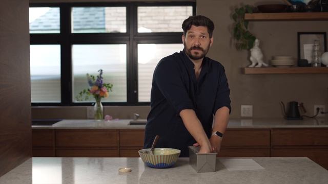 Lavender & Lemon Cake with Edible Flowers смотреть онлайн