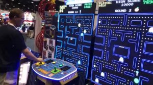  Самый большой игровой автомат для Pac-Man