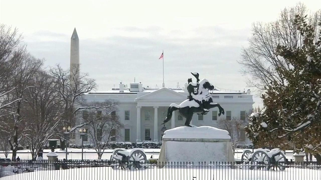 Госдепартамент США рекомендовал американским гражданам покинуть Венесуэлу