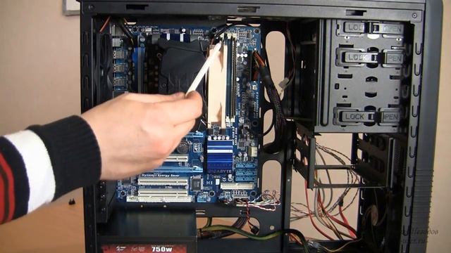 Сборка компьютера в корпусе CoolerMaster CM 690 advanced смотреть онлайн