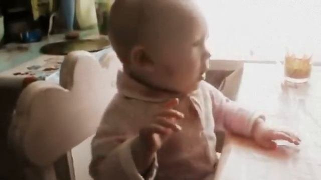 маленький мальчик прикол