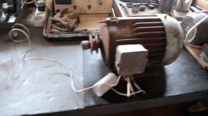 Электродвигатель асинхронный трёхфазный " ЕЛПРОМ троян ". 1,1 Kw. 940 об/мин. 220/380 Вт