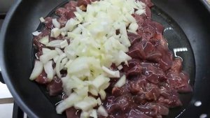 Куриная печень с гречкой / Приготовление гречки