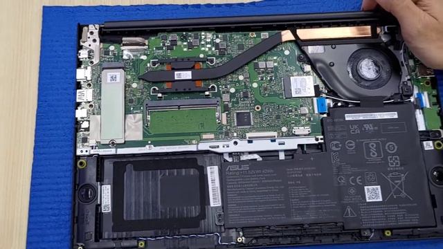 ASUS VIVOBOOK M513UA-L1279T, SSD, HDD AND RAM UPGRADE, DISASSEMBLE смотреть онлайн