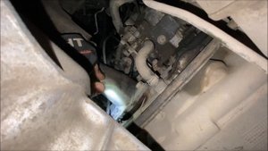 Nissan Navara D40 2008 г.в. - Ремонт шланга подачи масла в вакуумный насос