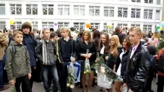 Нина Разумейчик - Школьный дворик смотреть онлайн