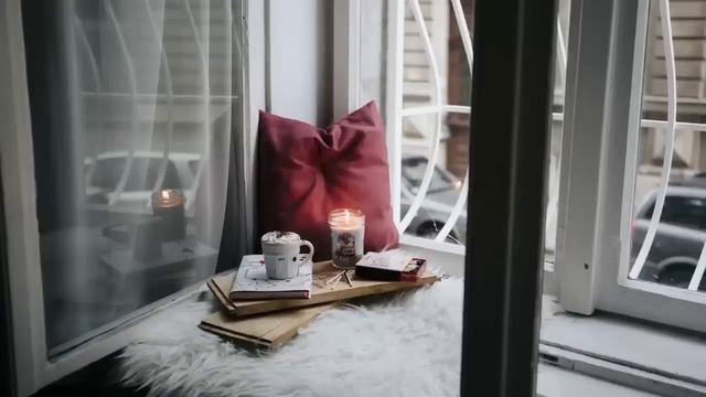 Потаскуха! — крикнул он на весь подъезд — завтра же разведусь! И отродье своё забери!