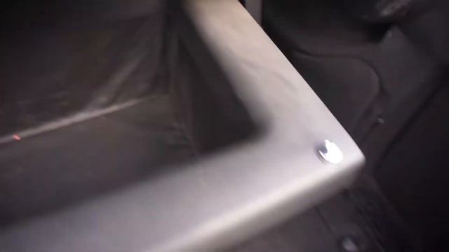 SLE1588X BENZ E250 CGI смотреть онлайн