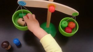 Развивающая игрушка "Весы"