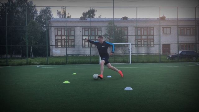 ФУТБОЛЬНАЯ ТРЕНИРОВКА/УПРАЖНЕНИЯ ДЛЯ РАЗВИТИЯ ДРИБЛИНГА