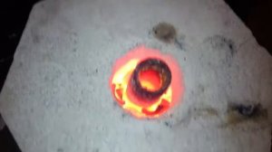 Плавим металл в микроволновой печи. Латунь