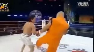 Монах из ШАОЛИНЬ избивает бойцов ММА