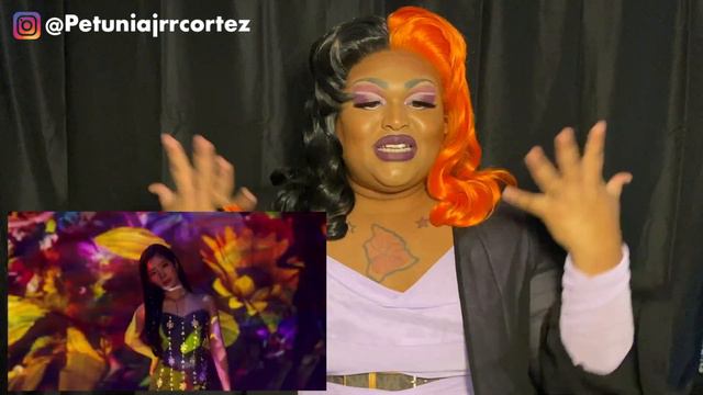 DRAG QUEEN REACTS TO TWICE - "I CANT STOP ME"! W/ MOMO COUNT! смотреть онлайн