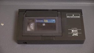 VHS-C адаптер