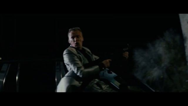 Погоня Юлиана за Хитчем Менселом. Никто 2021 смотреть онлайн