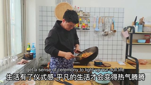 母亲节亮亮下厨，给丹丹做个西红柿炒蛋，卖相虽差但真是有爱！【胖手手丹丹】