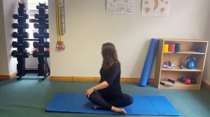 Exercises to relieve upper back and rib pain in pregnancy