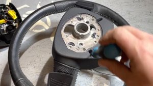 AUDI Q7 2016 - removal steering wheel airbag