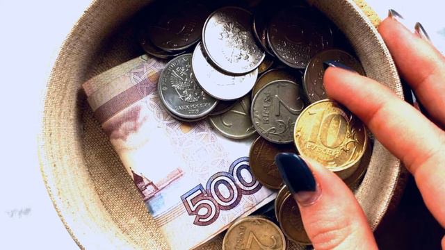 Как экономить деньги при маленькой зарплате? смотреть онлайн