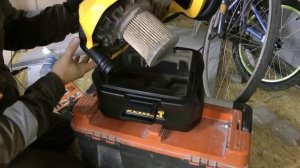 Аккумуляторный пылесос DeWalt. До чего дошёл прогресс )))