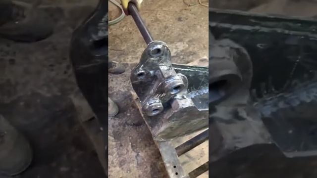 Ковш для экскаватора на заказ #ковшдляэкскаватора #миниэкскаватор #своимируками #быстросъем #ковш смотреть онлайн